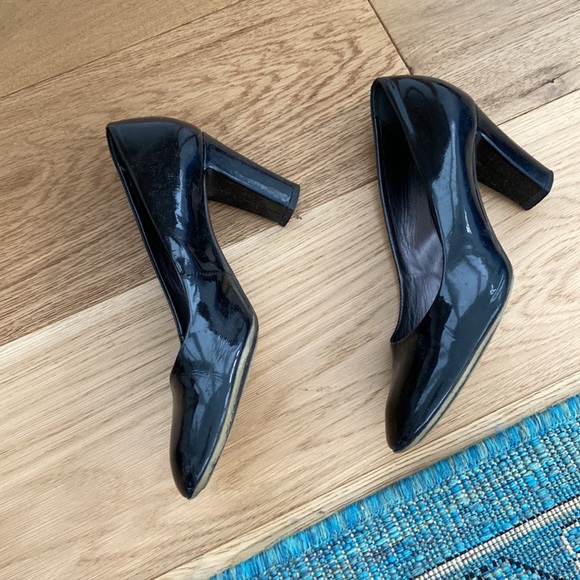 Aquatalia patent leather round toe heels size 9.5 - Picture 3 of 7